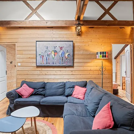 La Maison Leon Holiday home *