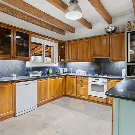 La Maison Leon Holiday home *